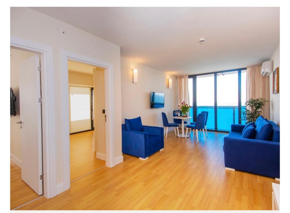 Orbi City Luxury Suite Batoemi Buitenkant foto