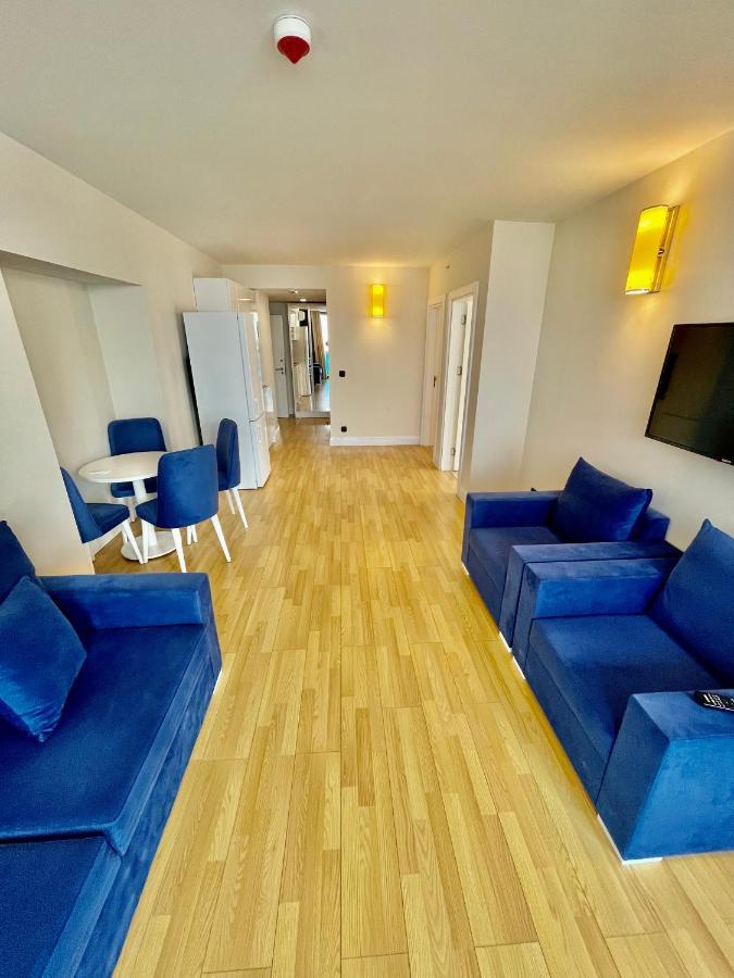 Orbi City Luxury Suite Batoemi Buitenkant foto