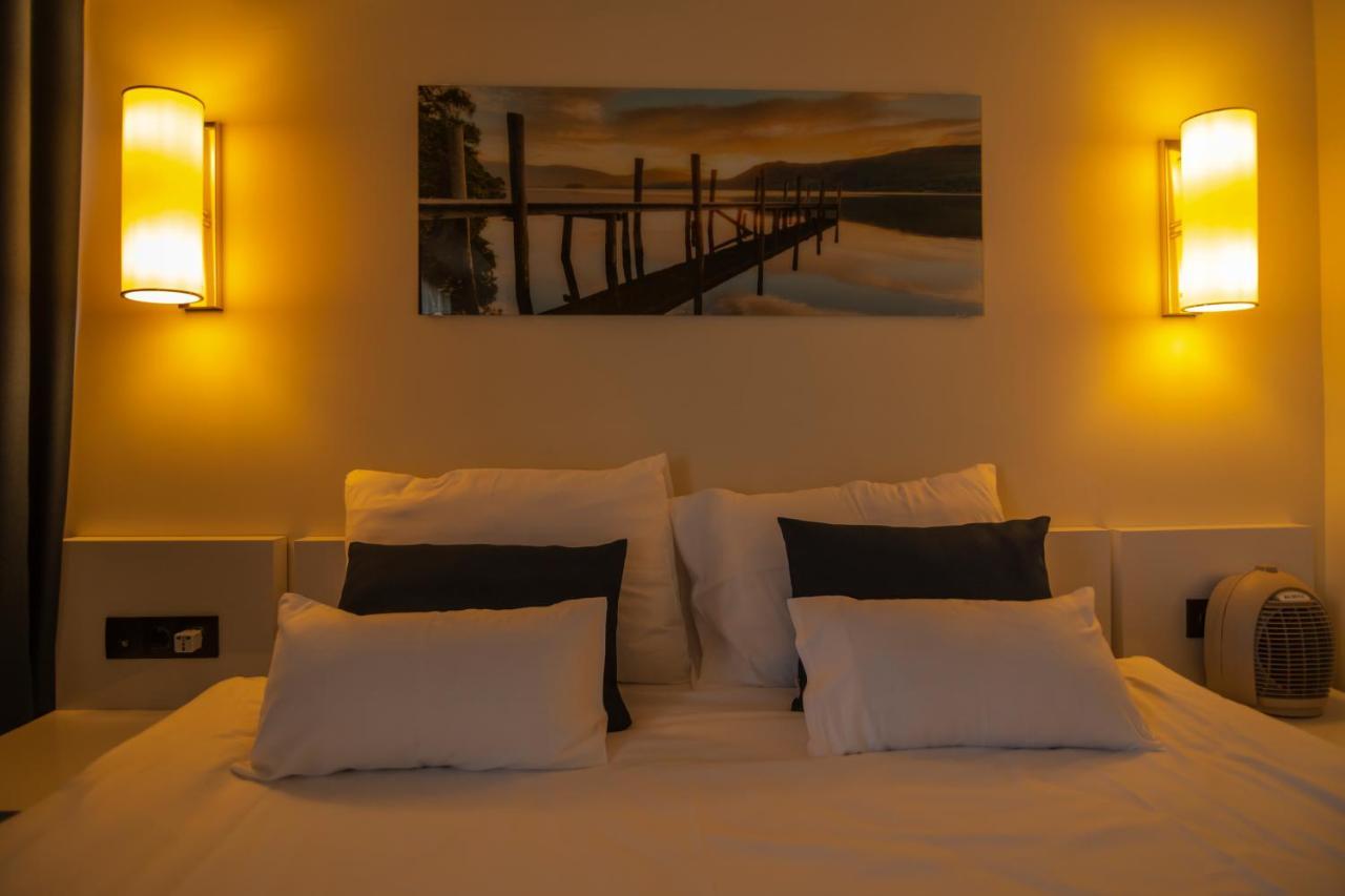 Orbi City Luxury Suite Batoemi Buitenkant foto