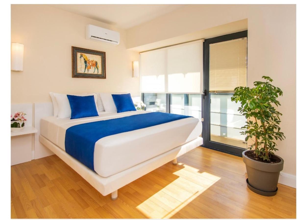 Orbi City Luxury Suite Batoemi Buitenkant foto